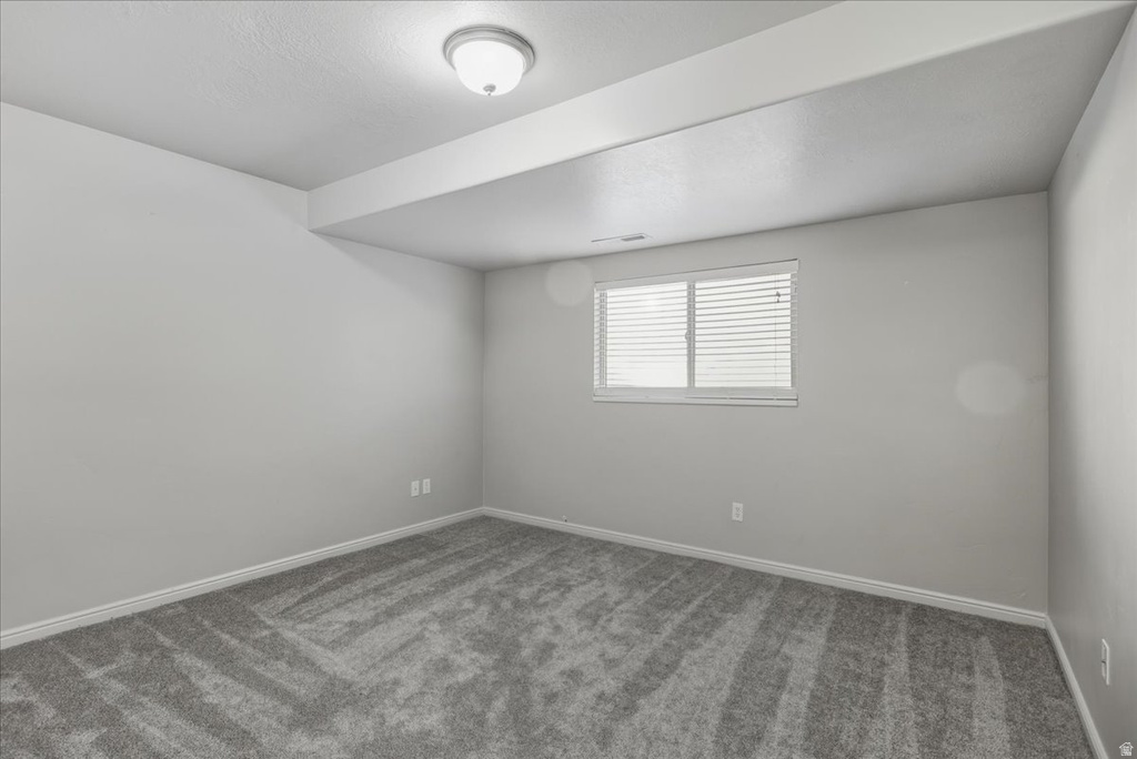 2057 S JAMES CIR Clearfield, UT 84015