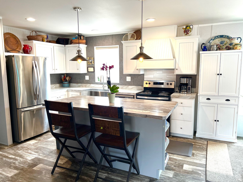 3203 S NINA LOOP Garden City, UT 84028