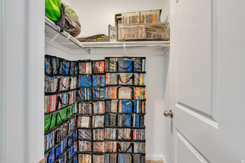 1897 E ROCK HOLLOW RD Lake Point, UT 84074