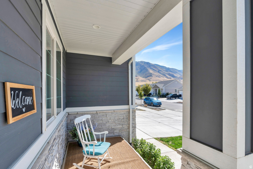 1897 E ROCK HOLLOW RD Lake Point, UT 84074