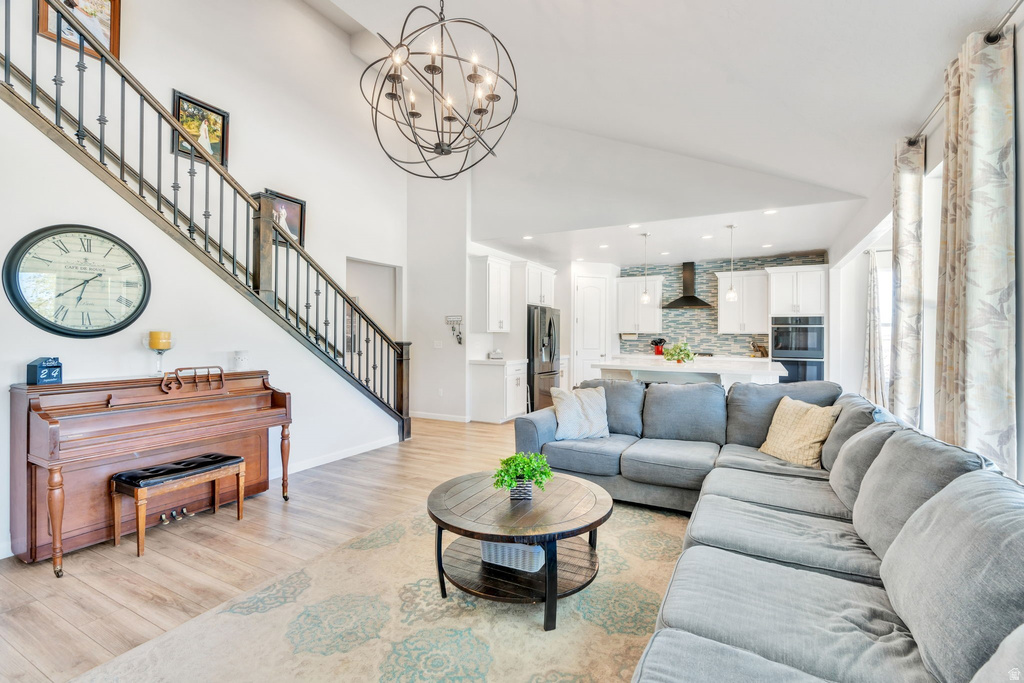 1897 E ROCK HOLLOW RD Lake Point, UT 84074