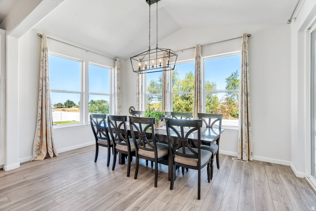 1897 E ROCK HOLLOW RD Lake Point, UT 84074