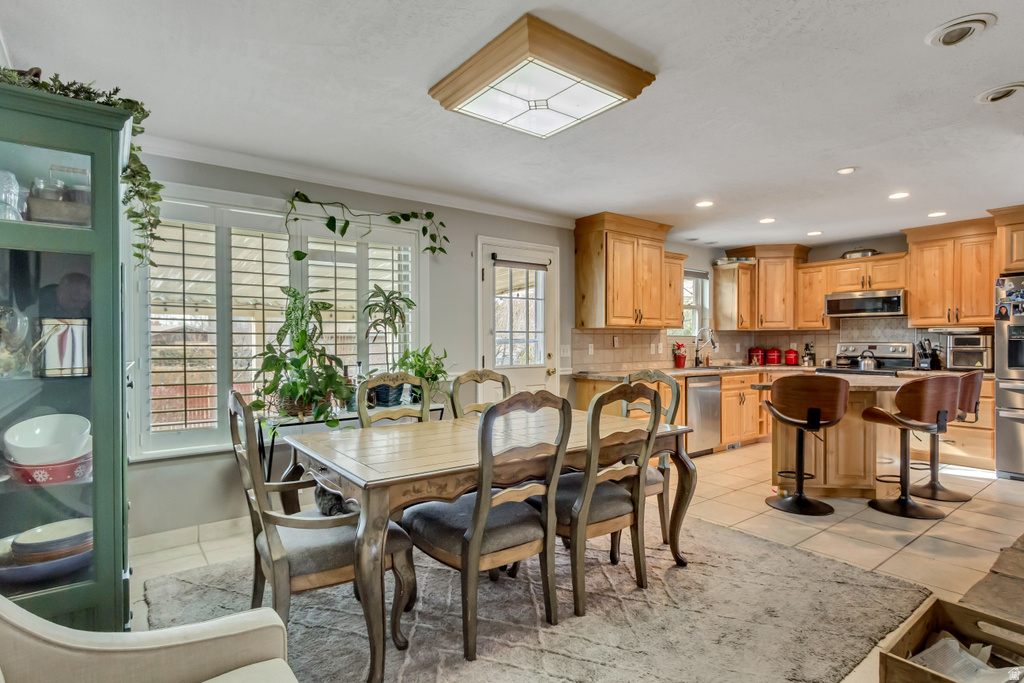 849 W CLOVER BLOSSOM CIR Salt Lake City, UT 84123