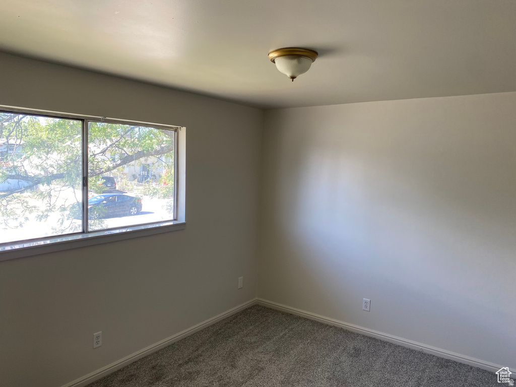 6863 S DIXIE DR DR West Jordan, UT 84084