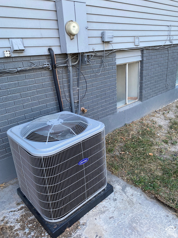 6863 S DIXIE DR DR West Jordan, UT 84084