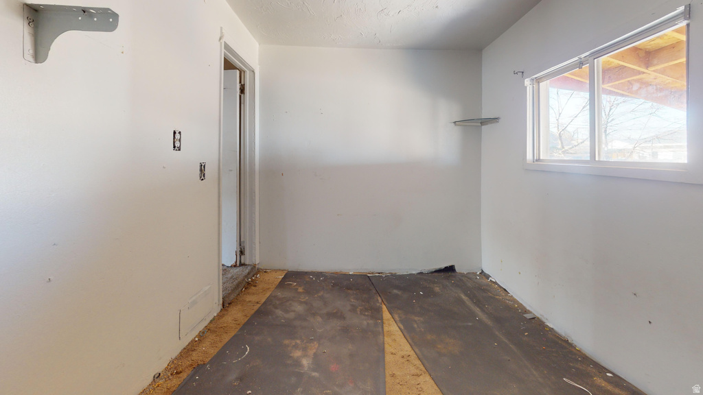 233 N 4TH ST Tooele, UT 84074