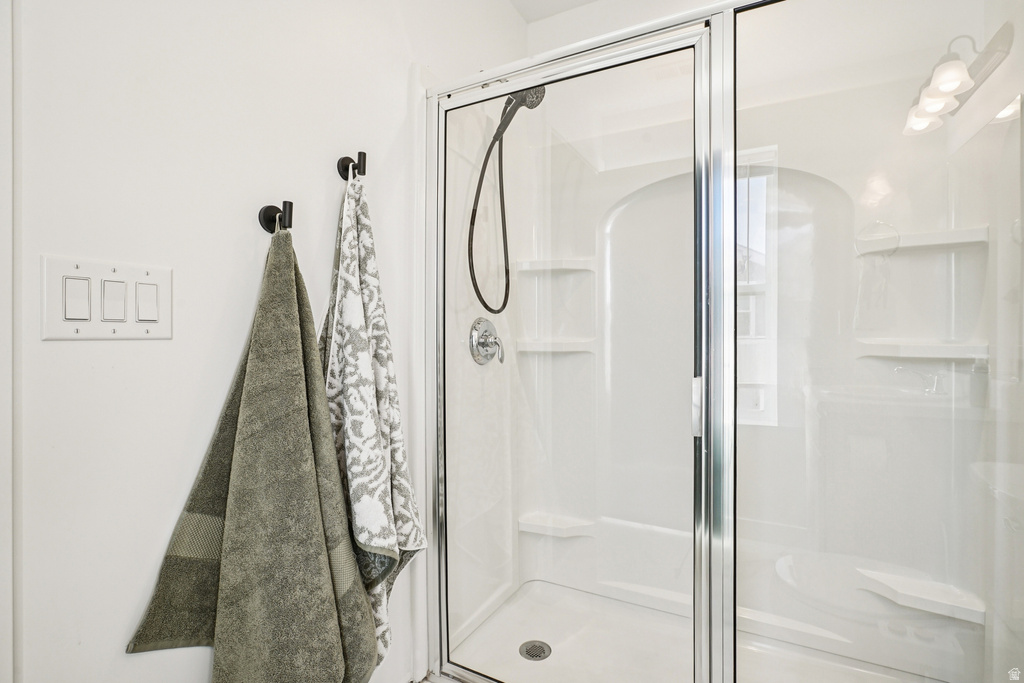 5533 W PRONGHORN DR South Jordan, UT 84009