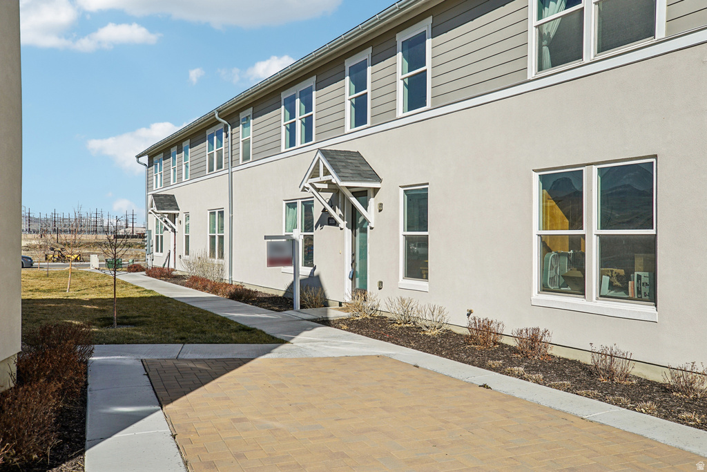 5533 W PRONGHORN DR South Jordan, UT 84009