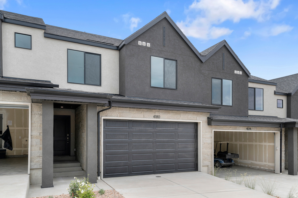 194 E GLENCOE DR #1058 Lehi, UT 84048