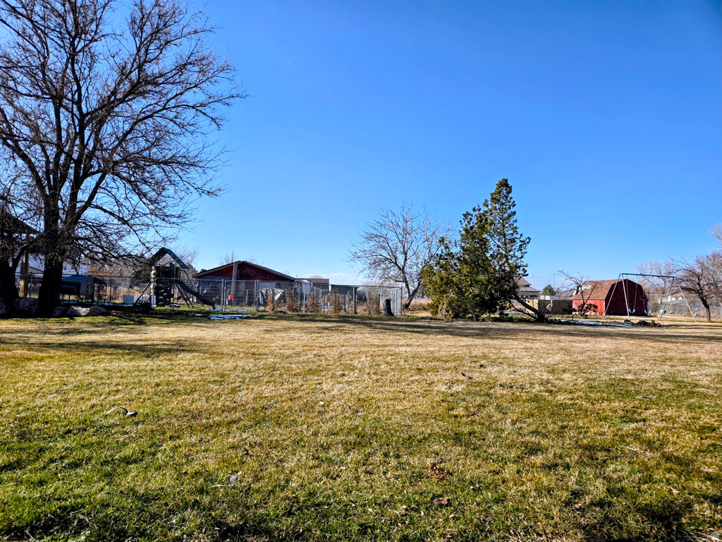 2275 S 2500 W West Haven, UT 84401