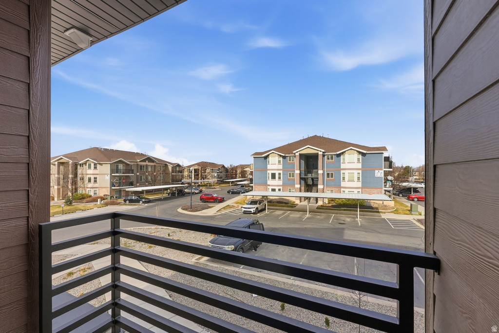 132 CHAMBORD CT Sandy, UT 84070