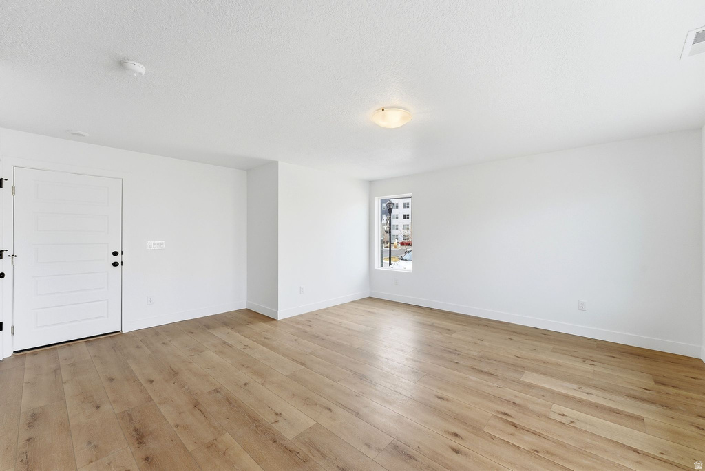 132 CHAMBORD CT Sandy, UT 84070