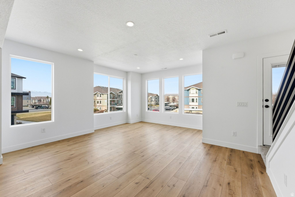 132 CHAMBORD CT Sandy, UT 84070