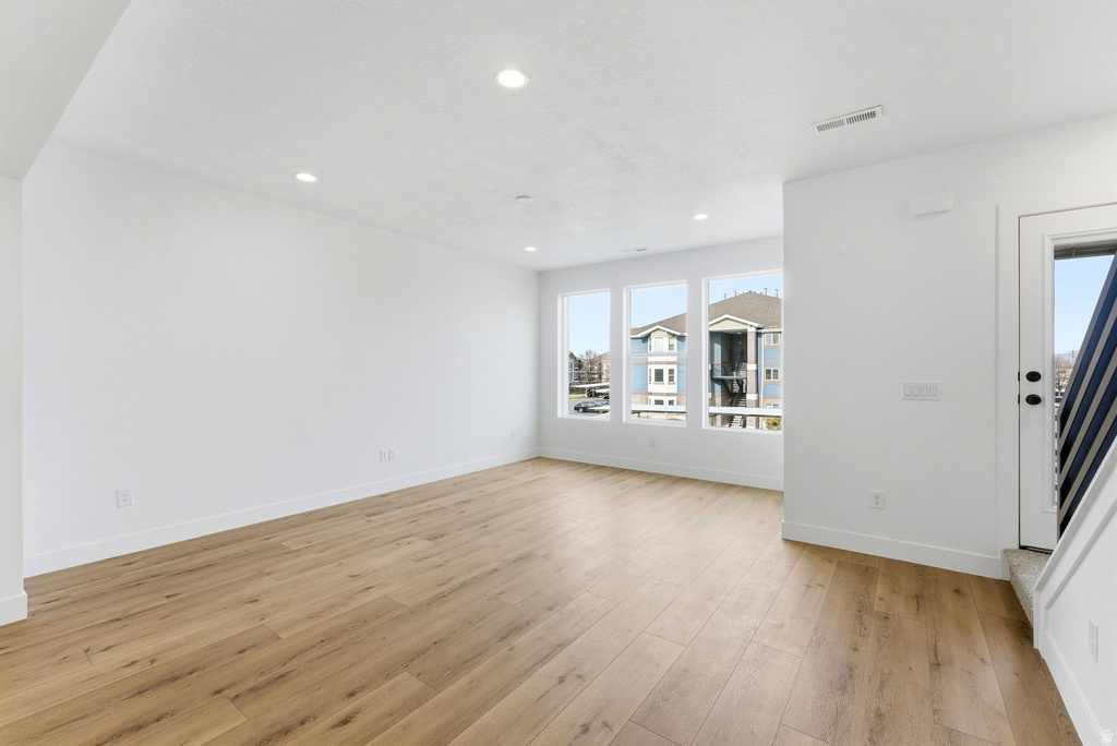 136 CHAMBORD CT Sandy, UT 84070