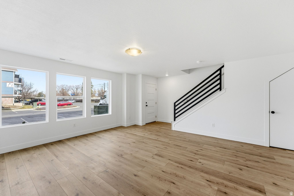 136 CHAMBORD CT Sandy, UT 84070