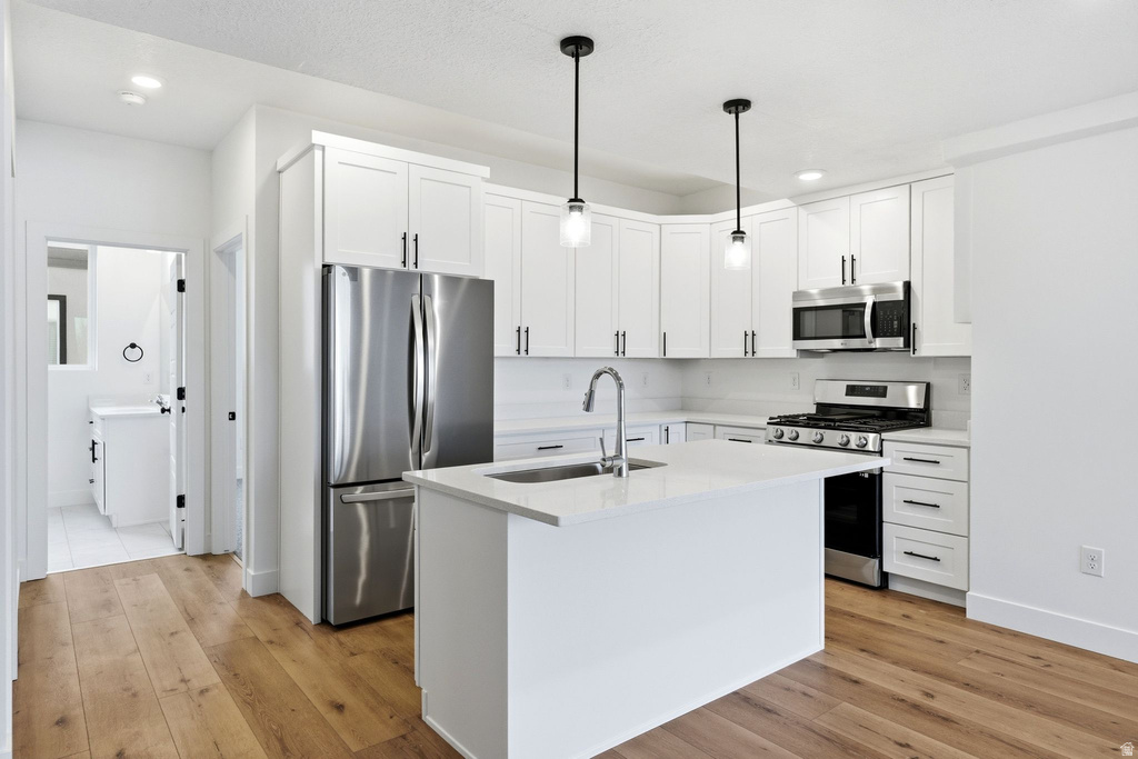 138 CHAMBORD CT Sandy, UT 84070