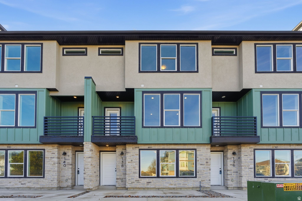 138 CHAMBORD CT Sandy, UT 84070