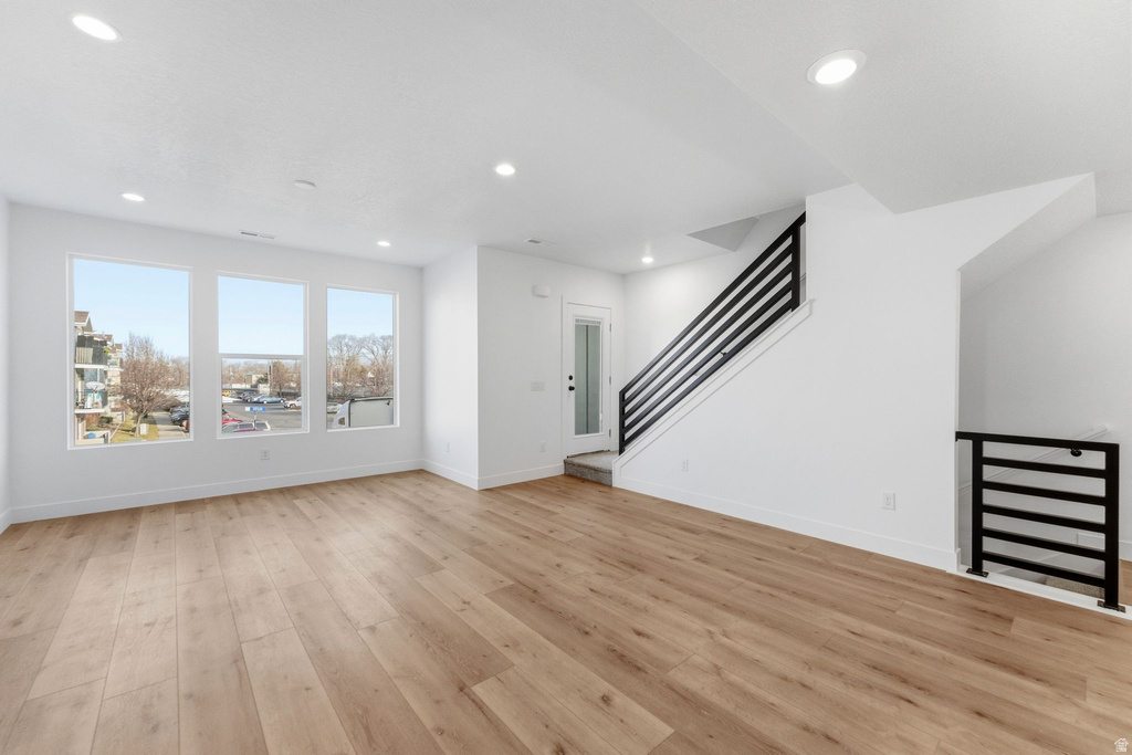 138 CHAMBORD CT Sandy, UT 84070