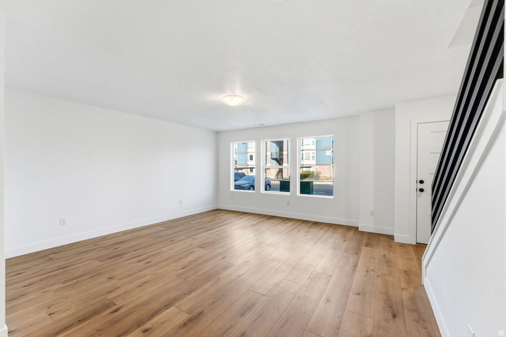 138 CHAMBORD CT Sandy, UT 84070