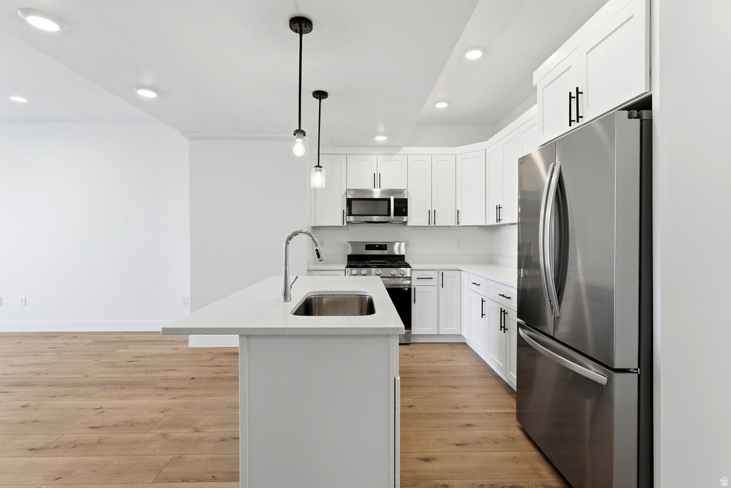 140 CHAMBORD CT Sandy, UT 84070