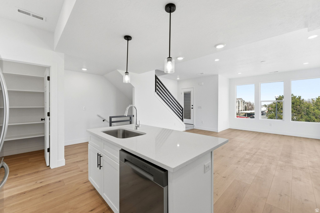 144 CHAMBORD CT Sandy, UT 84070