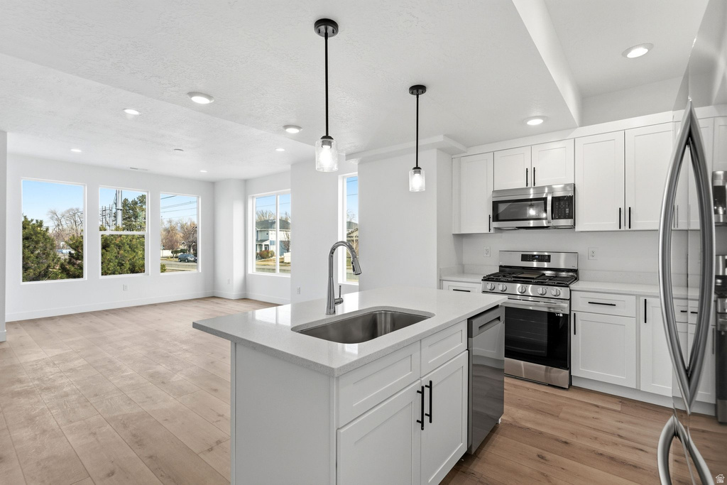 144 CHAMBORD CT Sandy, UT 84070