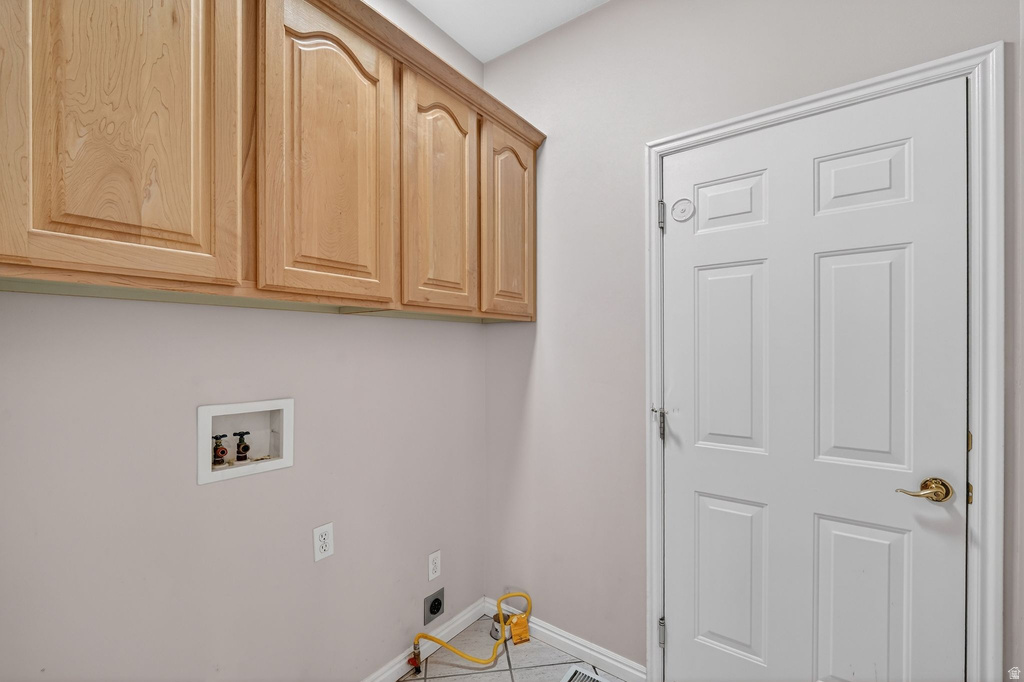 586 E CREEKVIEW DR Murray, UT 84107