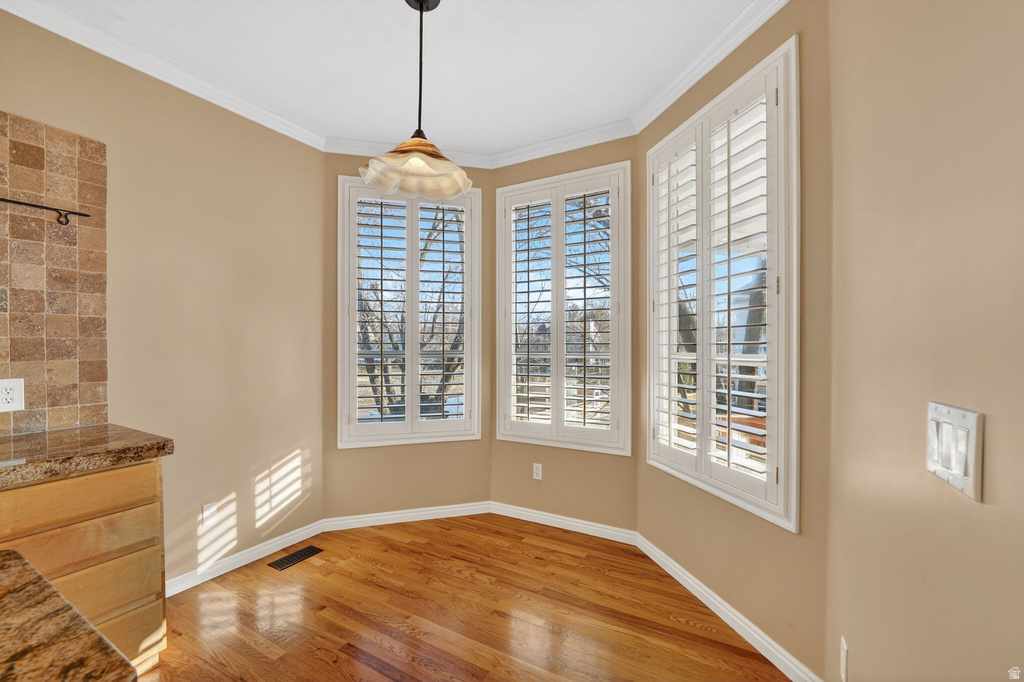 586 E CREEKVIEW DR Murray, UT 84107