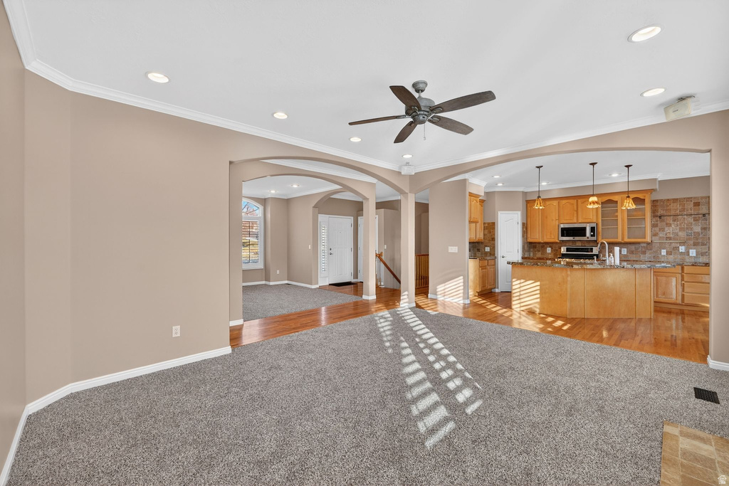 586 E CREEKVIEW DR Murray, UT 84107