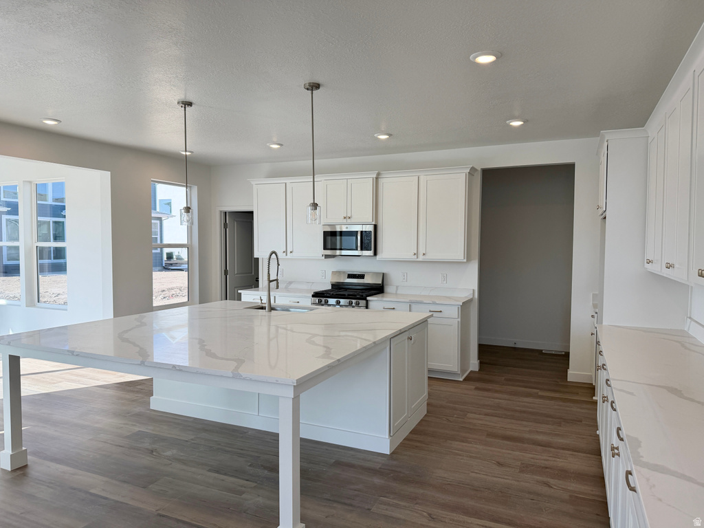 2989 N LONE PINE ST #633 Eagle Mountain, UT 84005