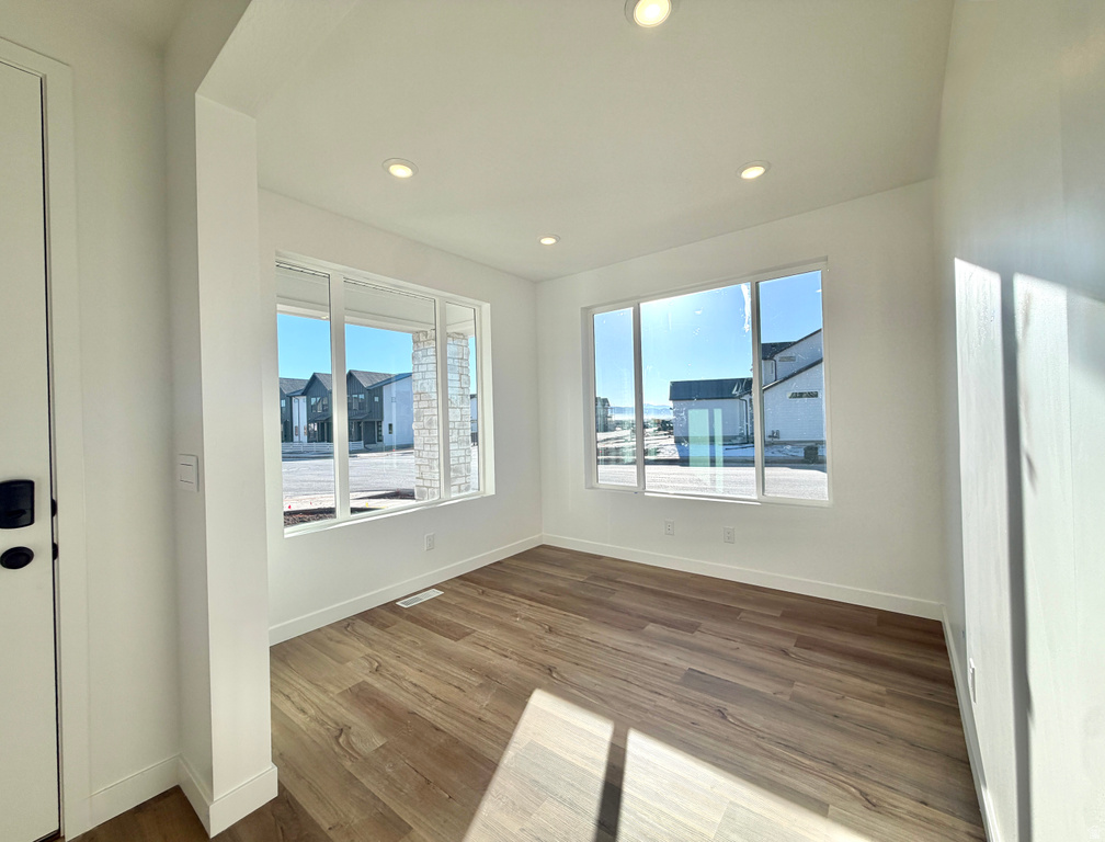 2989 N LONE PINE ST #633 Eagle Mountain, UT 84005