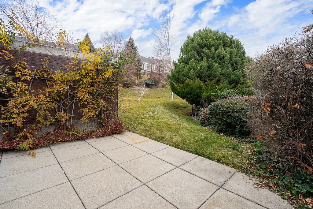 468 N E ST Salt Lake City, UT 84103