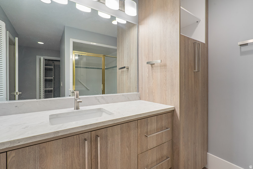 468 N E ST Salt Lake City, UT 84103