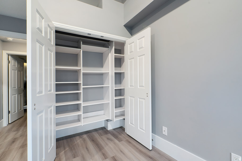 468 N E ST Salt Lake City, UT 84103