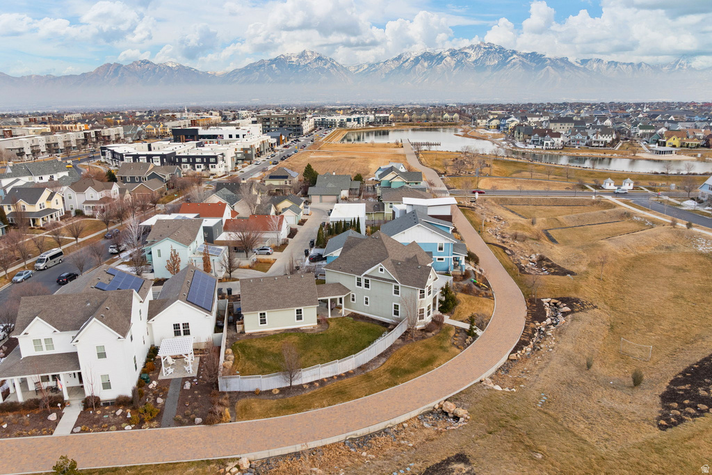 4851 W FISH HOOK RD South Jordan, UT 84009