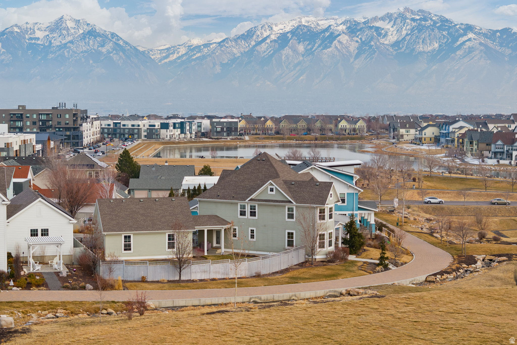 4851 W FISH HOOK RD South Jordan, UT 84009