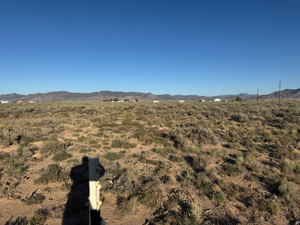 2341 E CASTLE AVE Beryl, UT 84714