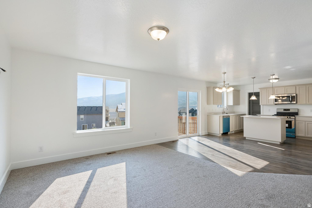 1671 S WINDSONG DR #SH374 Santaquin, UT 84655