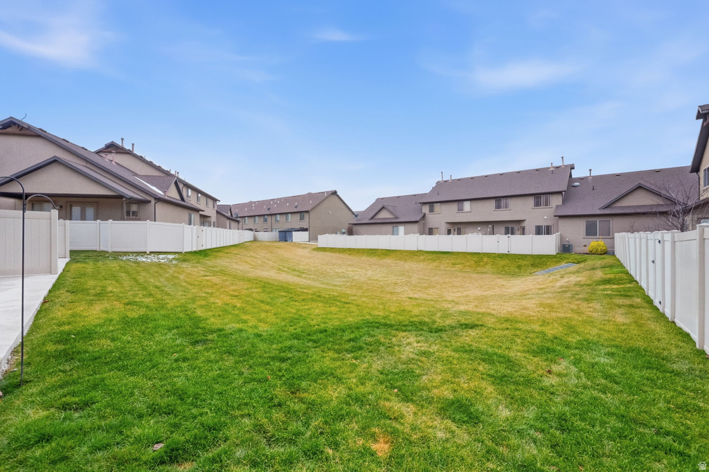 4435 CROSS CREEK RD #29C West Haven, UT 84401