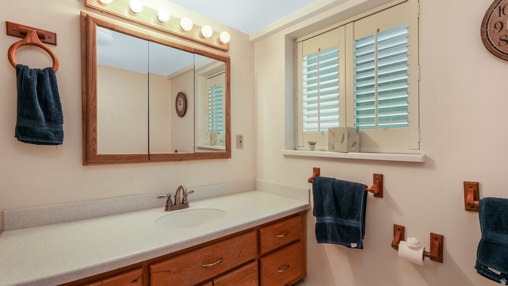 412 S 100 E Salem, UT 84653