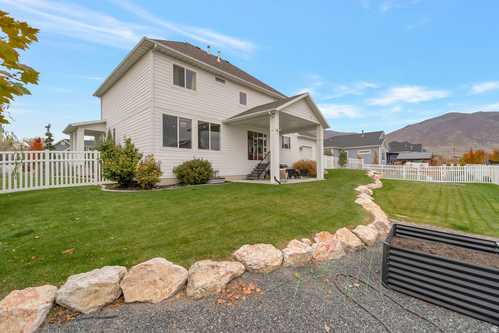 1633 W ALPENGLOW CIR Farmington, UT 84025