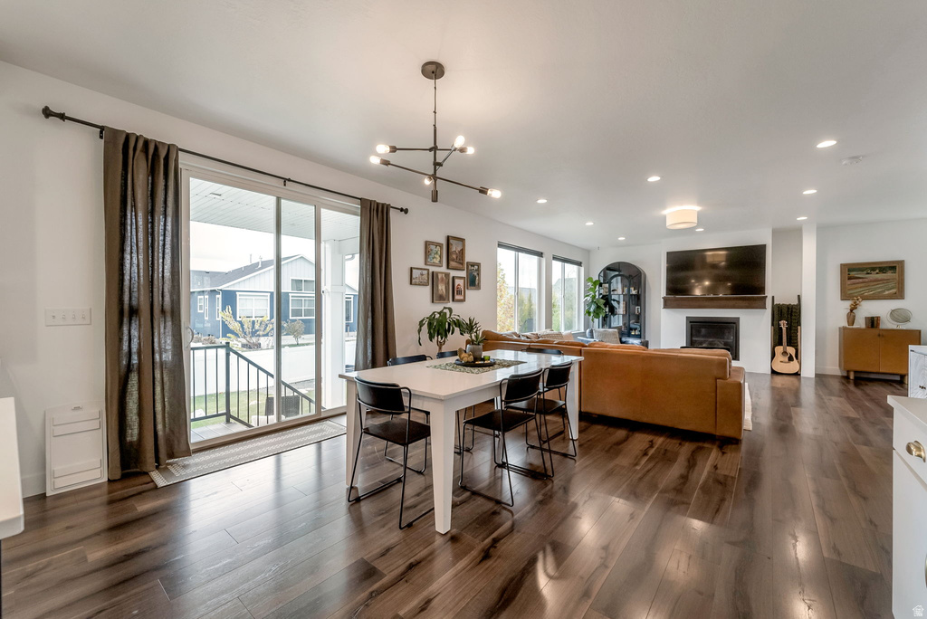 1633 W ALPENGLOW CIR Farmington, UT 84025