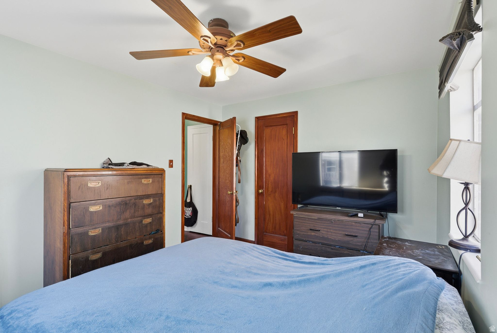 450 E 100 S #18 Salt Lake City, UT 84111