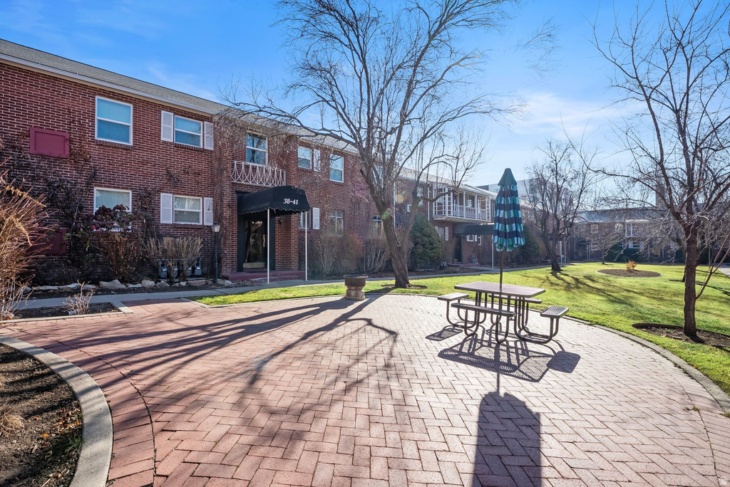 450 E 100 S #18 Salt Lake City, UT 84111