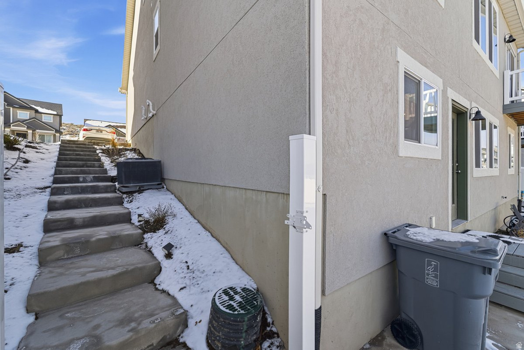 682 BENEDICT DR Saratoga Springs, UT 84045