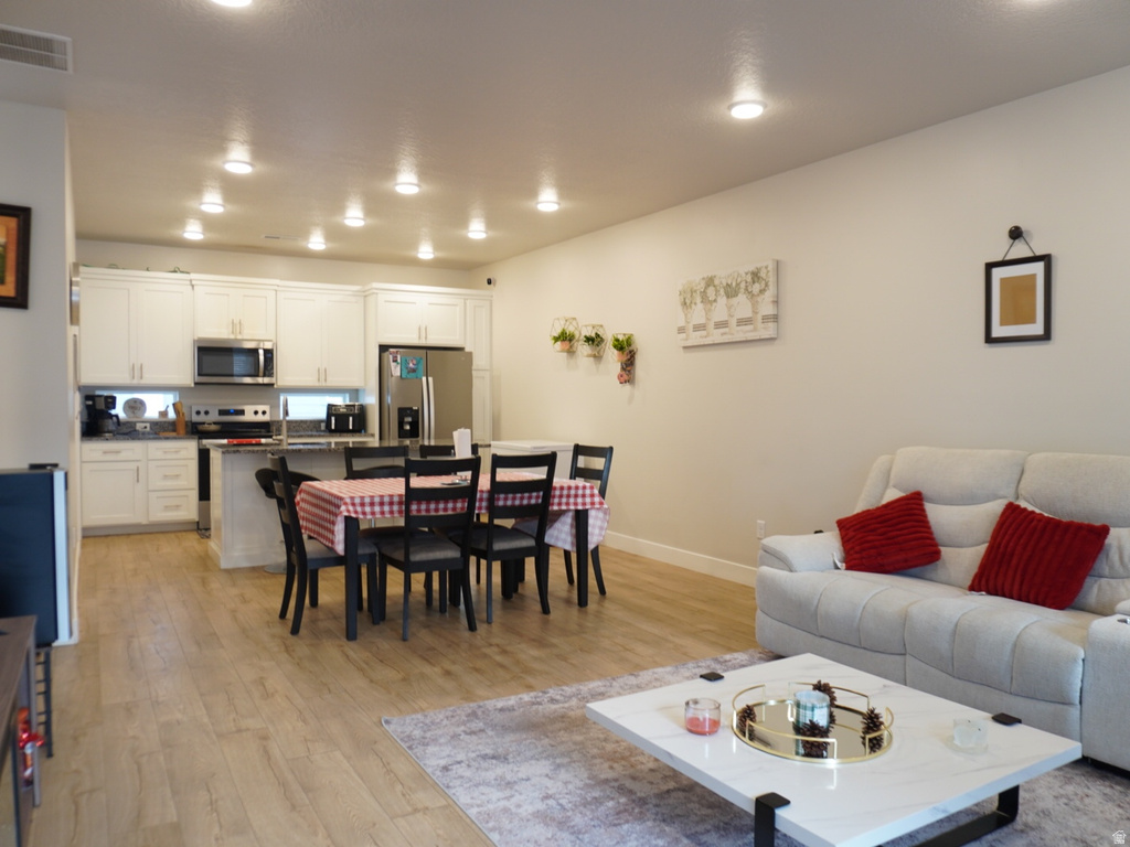 462 E 625 S Clearfield, UT 84015