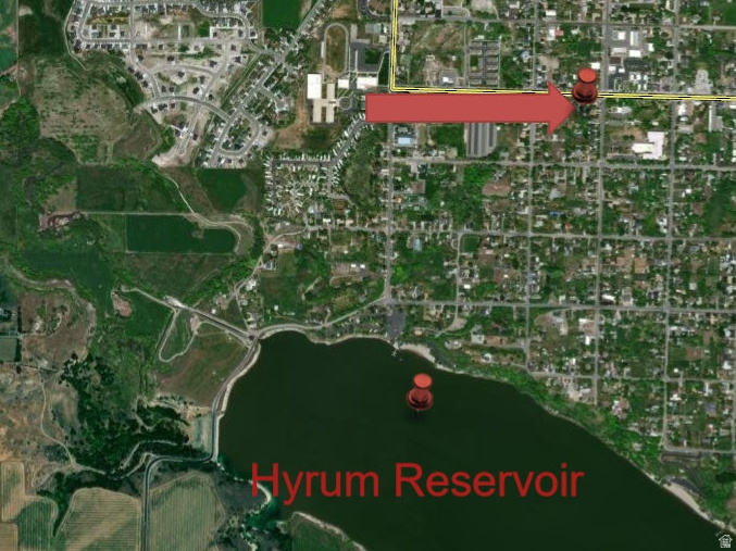 127 W MAIN ST Hyrum, UT 84319