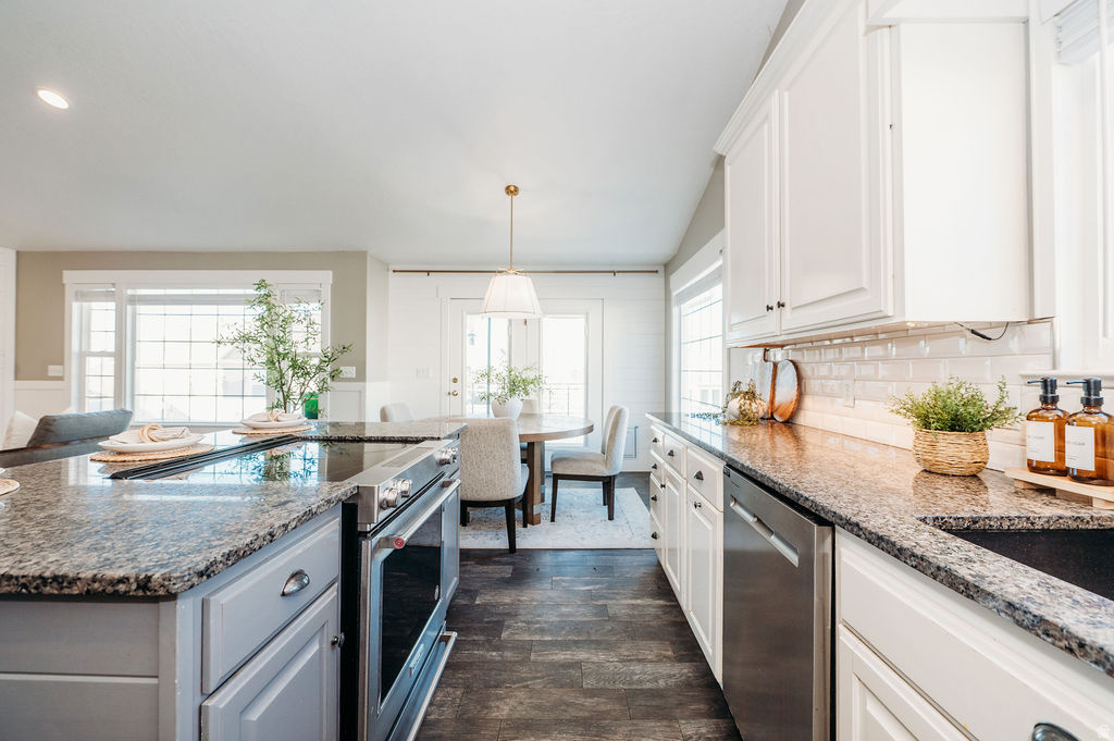 2380 S LINDA WAY Perry, UT 84302