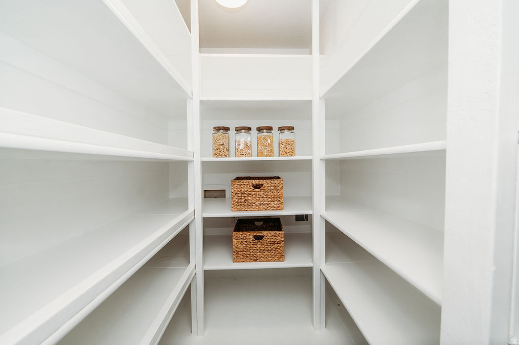 2380 S LINDA WAY Perry, UT 84302