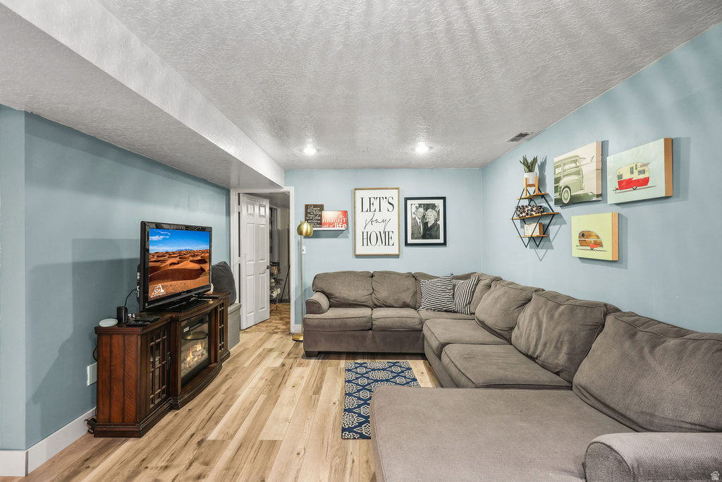 1015 E BROOK HAVEN DR Kaysville, UT 84037